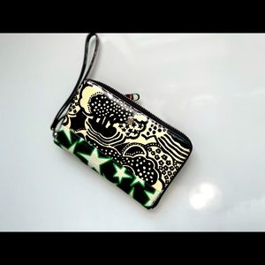 Mark Jacobs Cute Zipped up Walllet - BNWOT